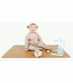 Gathre High Chair Mat, Mini - Camel 12 Gathre High Chair Mat, Mini - Camel -Baby Products Store gathre high chair mat mini camel 10