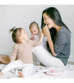 GoBe Kids Snack Spinner - Coral -Baby Products Store gobe kids snack spinner lemon yellow 10