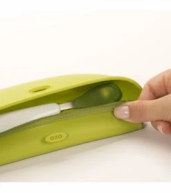 OXO Tot On-the-Go Bib & Spoon Set - Green -Baby Products Store oxo tot on the go bib spoon set green 266