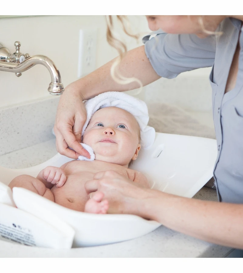 Puj Soft Infant Tub - White 5 Puj Soft Infant Tub - White - Image 3