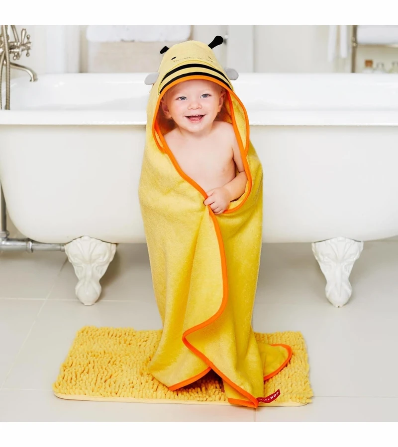 Skip Hop ZOO Hooded Towel - Bee 4 Skip Hop ZOO Hooded Towel - Bee - Image 2